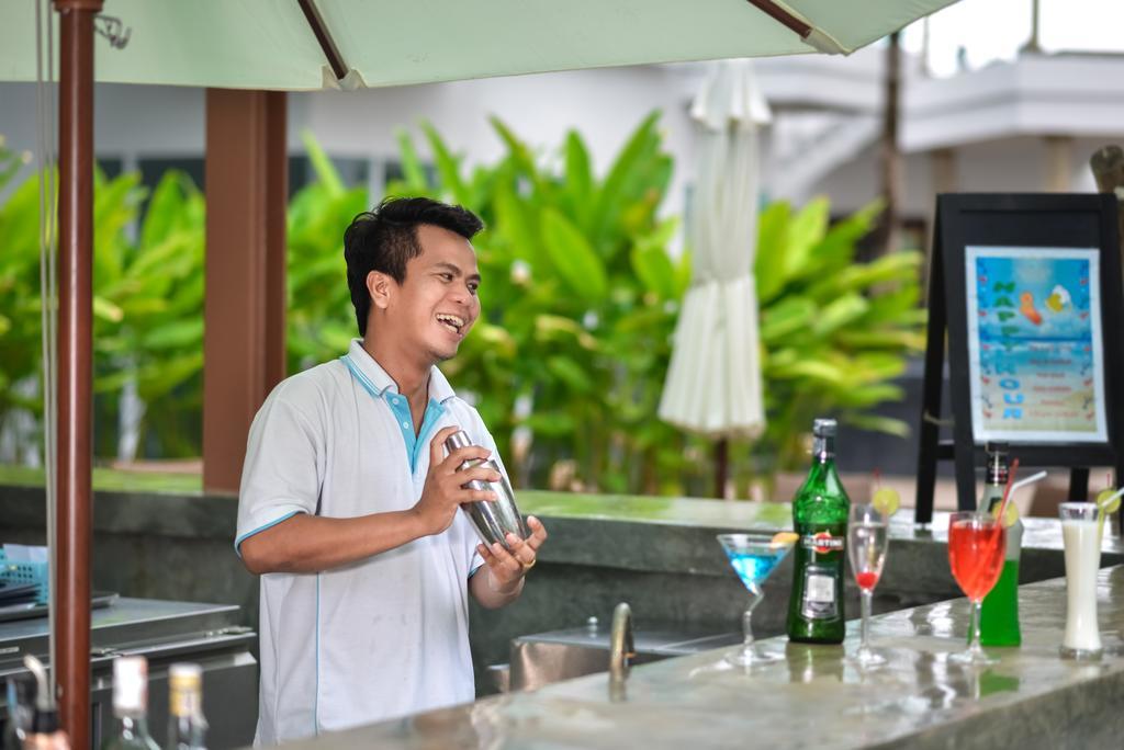 Fishermens Harbour Urban Resort - Sha Extra Plus Patong Exterior foto